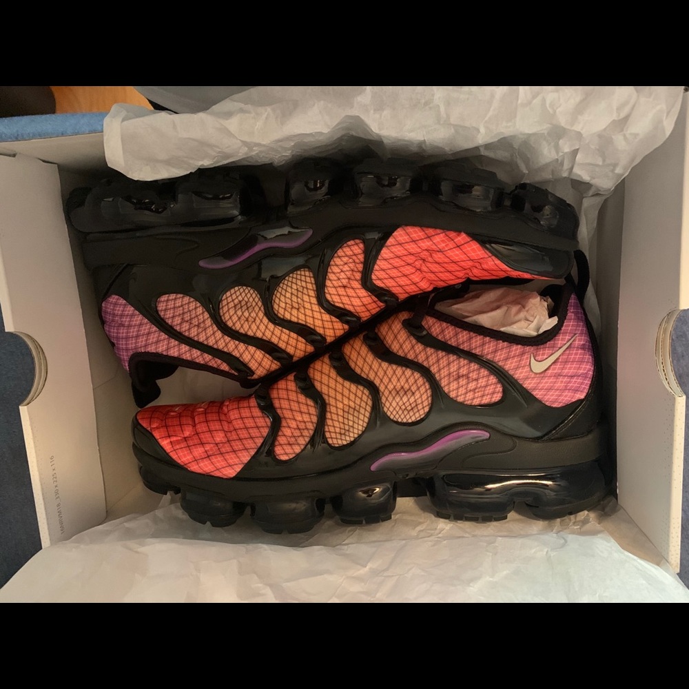 $200 - Picture 2 of 2